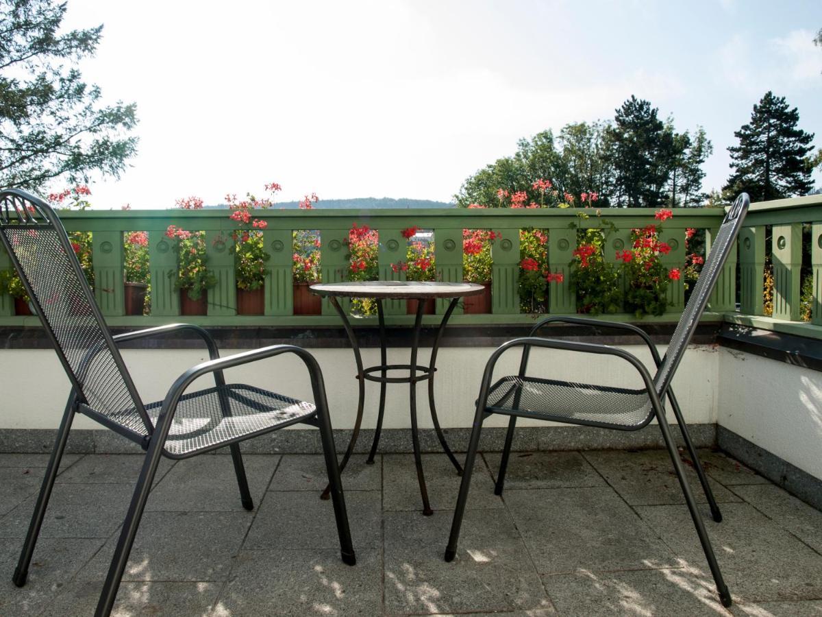 Hotel U Parku Горжовице Экстерьер фото