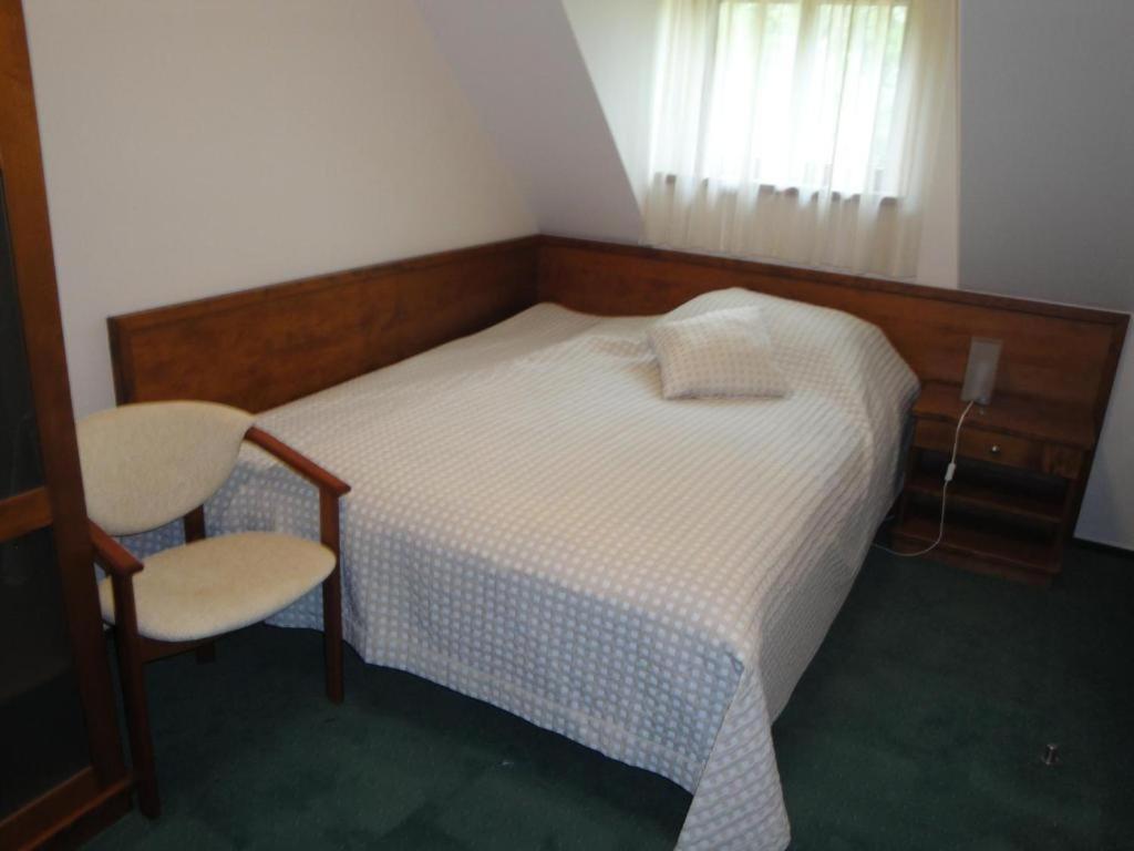 Hotel U Parku Горжовице Экстерьер фото